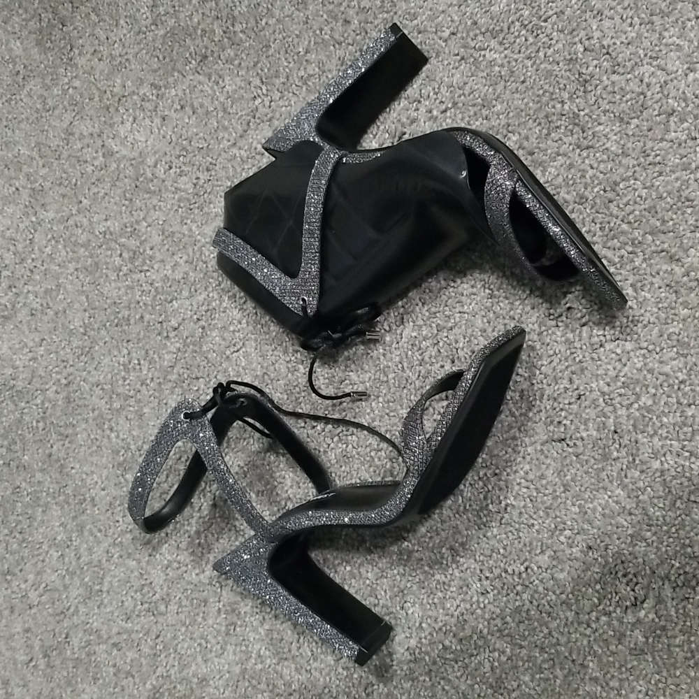 Nine West Grey Sparkling Heels Sandals 6M